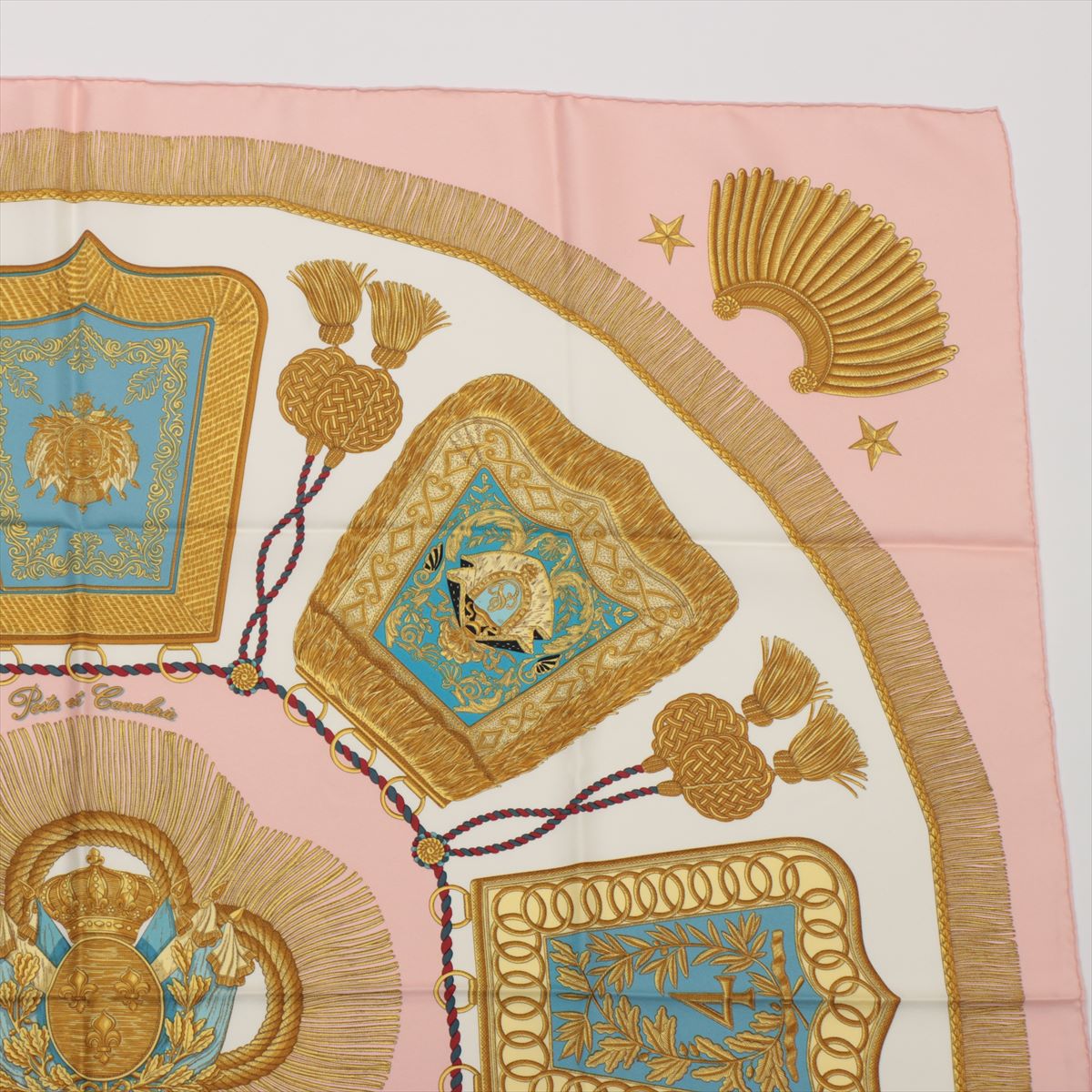 【マルチカラ】 HERMES エルメス カレ90 Poste et Cavalerie サーベル飾り袋 スカーフ シルク ベージュ ゴールド